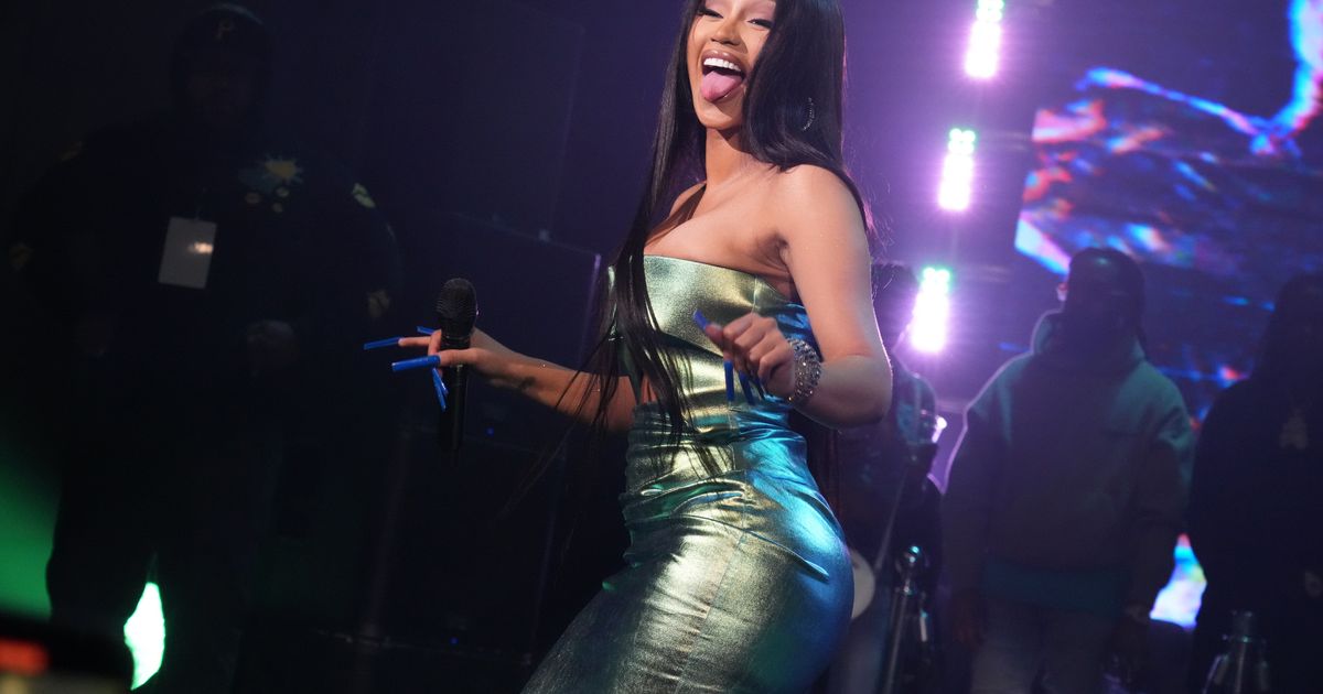 Cardi B Throws Mic at Concert: Everything She’s Thrown