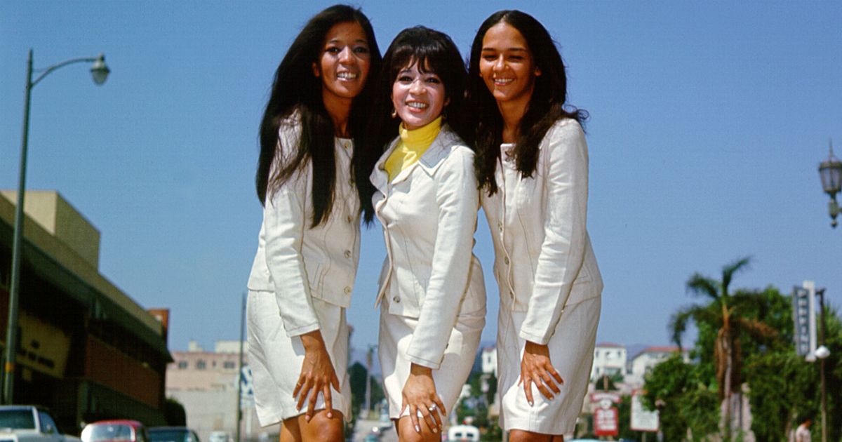The Story Behind the Birth of the ’60s Group