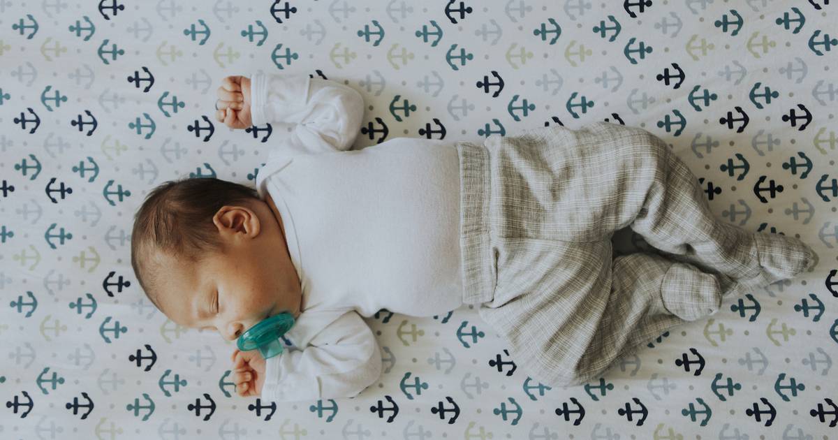 How do you help a baby sleep?