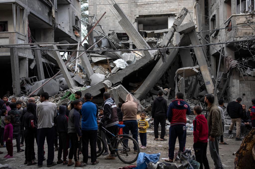 UN demands cease-fire in Gaza during Muslim holy month of Ramadan, its 1st demand to halt fighting – Chicago Tribune