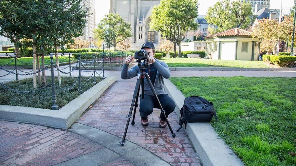 How to choose the right tripod for your shooting style – Chicago Tribune